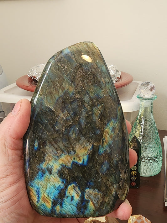 Large Labordorite